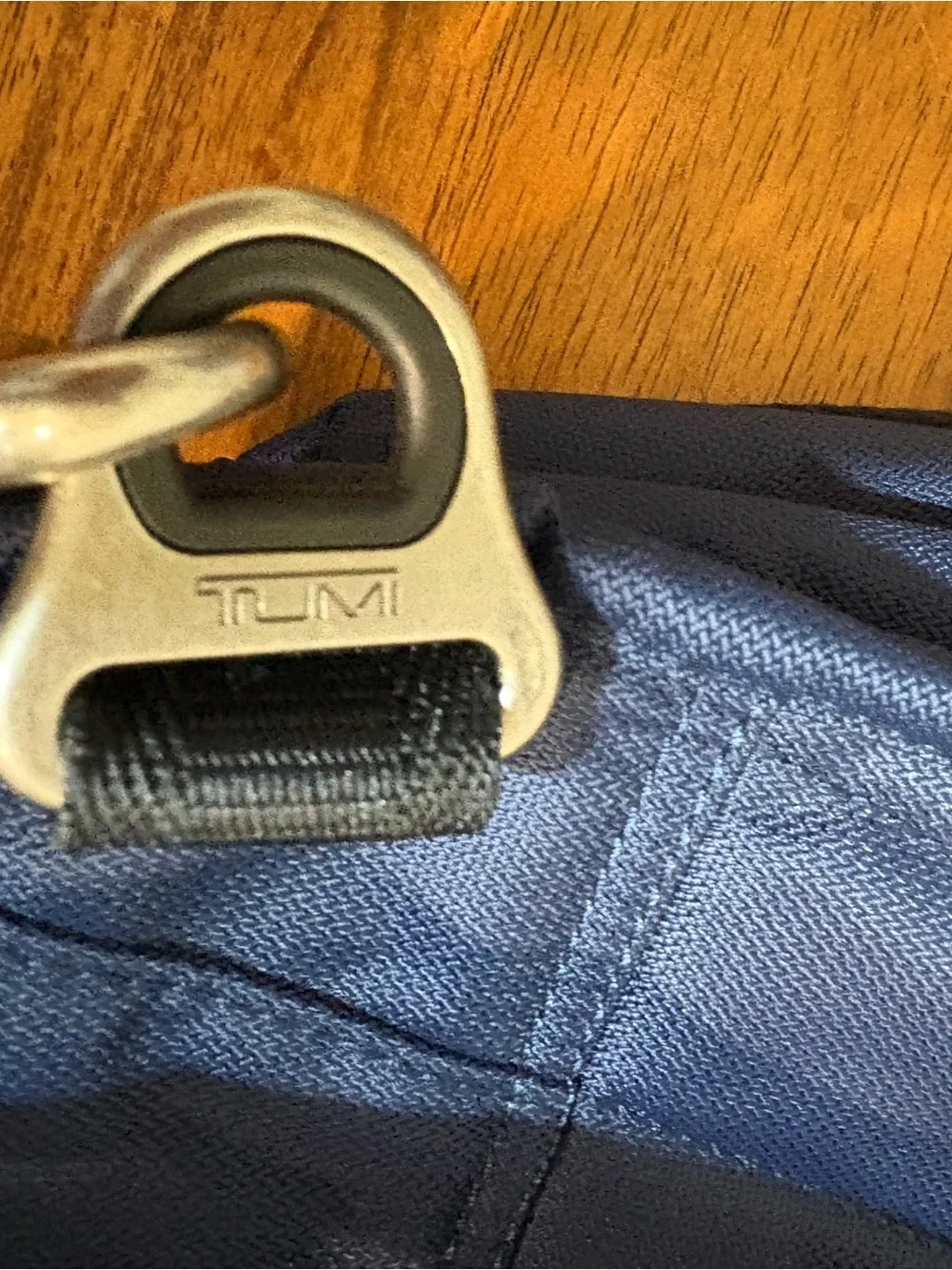 TUMI Kimball Commuter Series Adjustable Sling Bag / Backpack Navy/ Black, NWOT